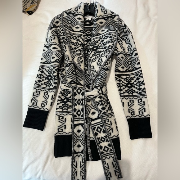 Veronica Beard Sweaters - Veronica Beard Black and White Geometric Cardigan